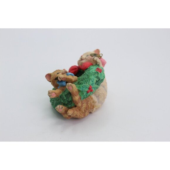 1996 Carlton Cards Merry Mischief Ornament • First in Series • Cats in Wreath • - Picture 9 of 13